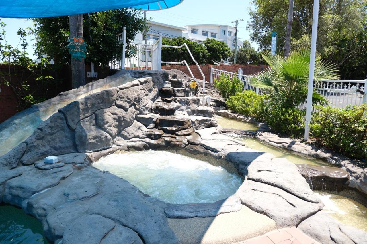 Sapphire Palms Motel Entrance Ngoại thất bức ảnh